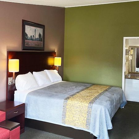 Express Inn Thomson Kültér fotó